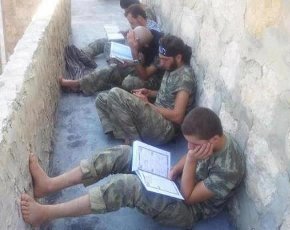 syrian-rebels-quran